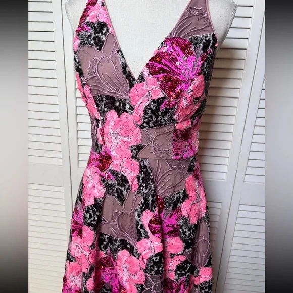 Dress The Population Floral Sequin Embroidered Embellished Midi Dress NWT S